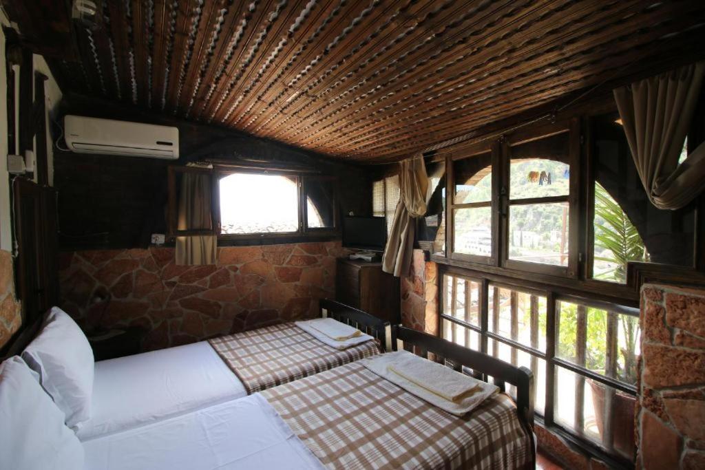 Hotel Nasho Vruho بيرات المظهر الخارجي الصورة