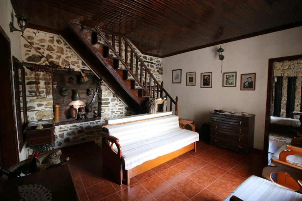 Hotel Nasho Vruho بيرات المظهر الخارجي الصورة